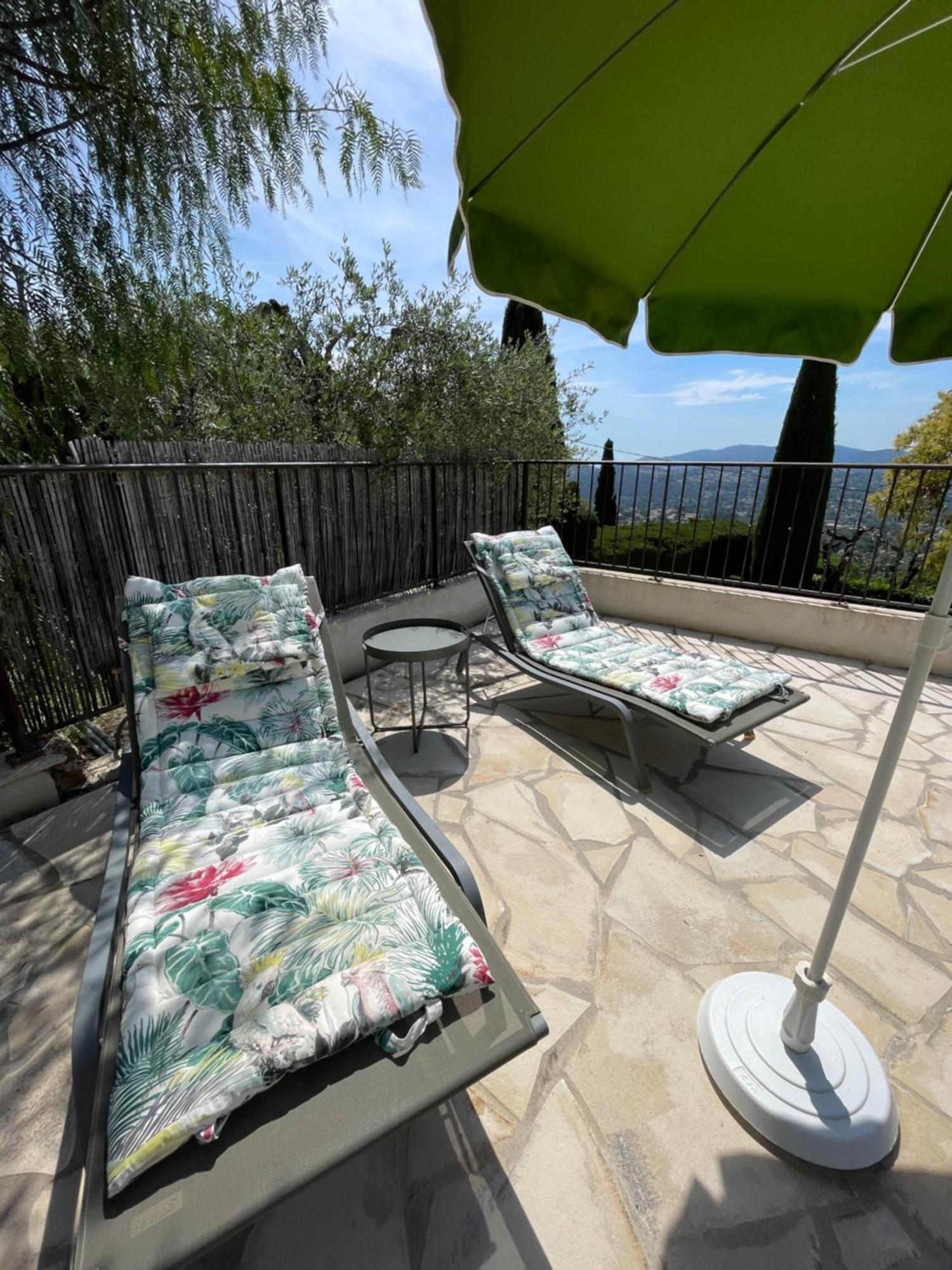 Villa Daphne Speracedes Exterior foto